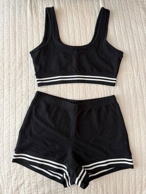 Fashion Nova Black & White Striped Trim Lounge Set